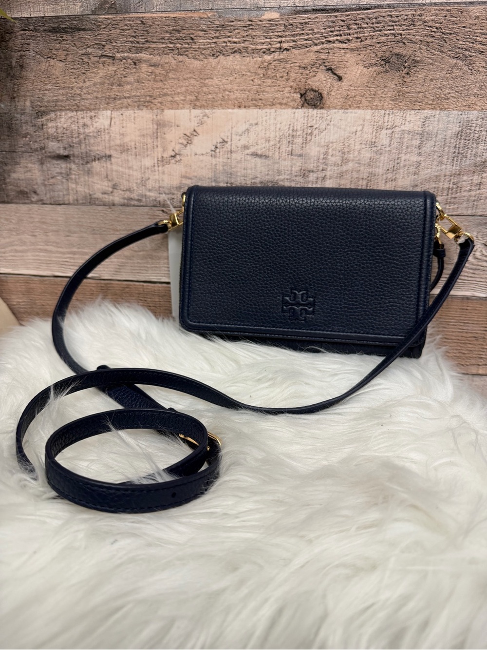 Tory Burch Navy Pebbled Crossbody OS